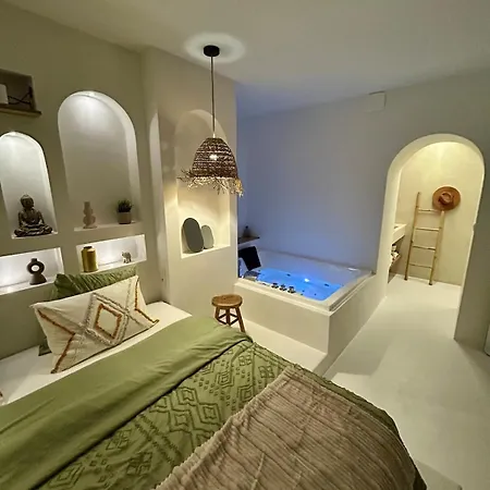 Bali - Jacuzzi Apartment